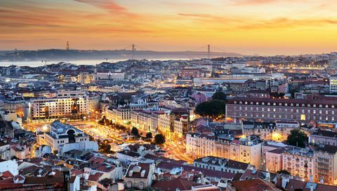 Lizbona ob sončnem zahodu