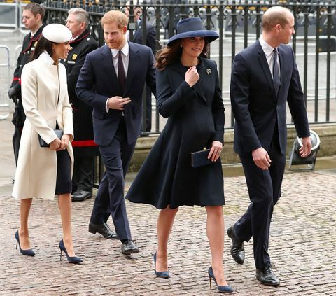 čevlji meghan markle kate midton