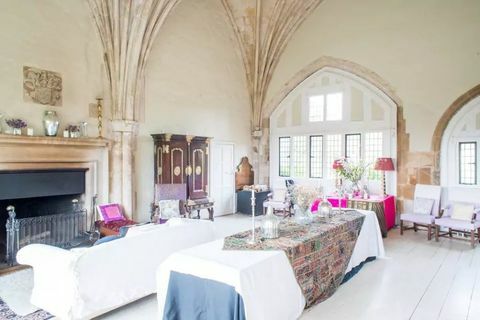 Notranjost Butley Priory - Airbnb