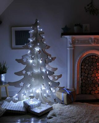Alternativno leseno 4ft božično drevo