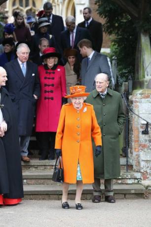 Člani kraljeve družine obiskujejo cerkev sv. Marije Magdalene v Sandringhamu