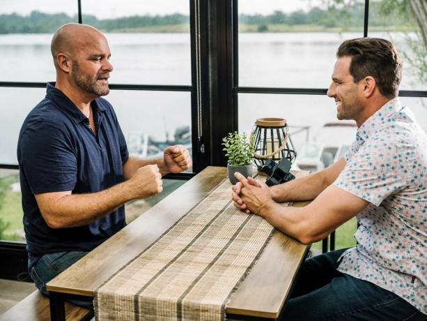 scott mcgillivray in bryan baeumler o obračunu obnove letovišča