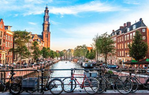 Pogled na kanal v Amsterdamu