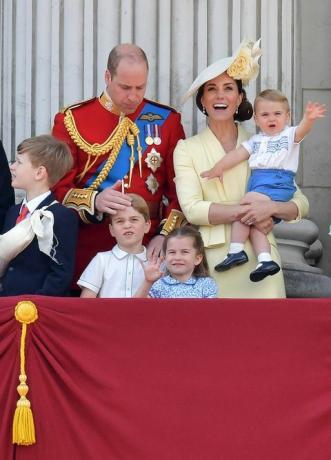 Princ Louis debitira v filmu Trooping the Color