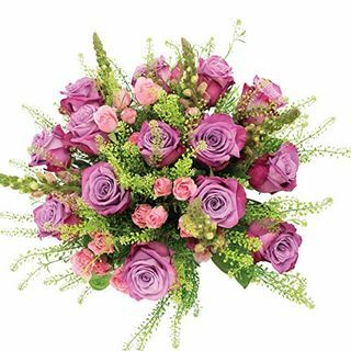 Vrhunski svež šopek sivke in rožnate vrtnice