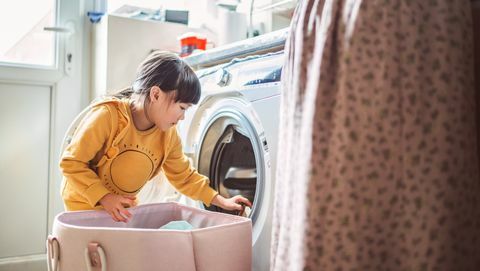 10 hišnih pravil, ki dramatično skrajšajo čas čiščenja