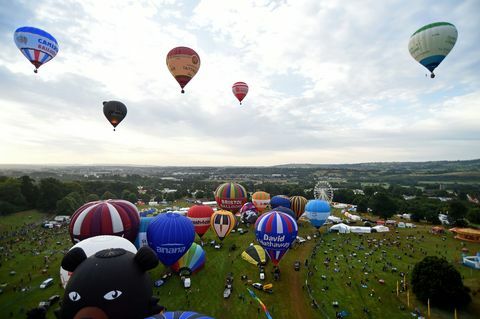 Letna mednarodna Fiesta z balonom Bristol